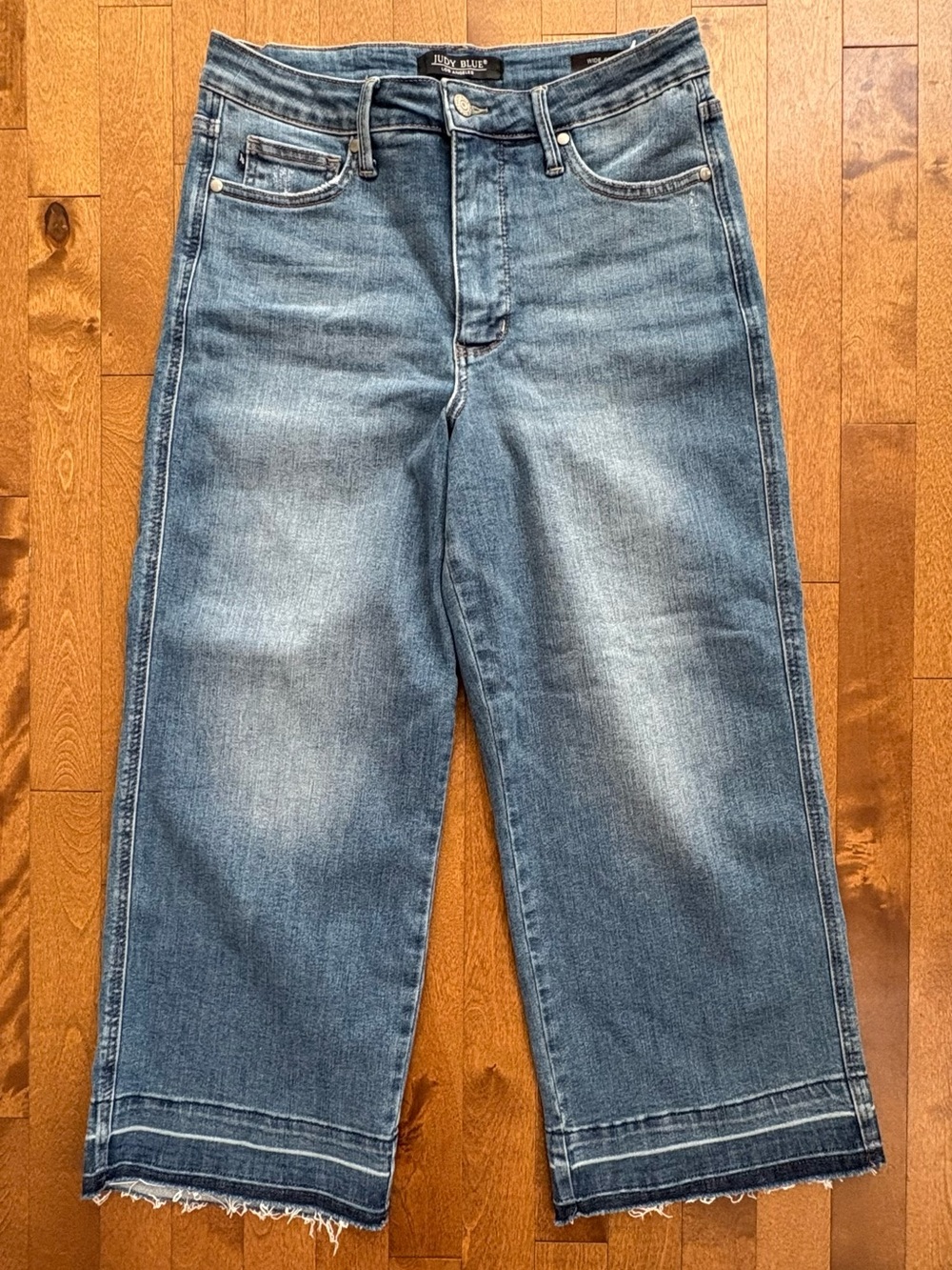 Judy Blue High Waist Wide Crop Raw Hem Jeans Size 11/30